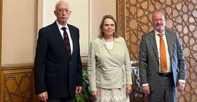 نائب وزير الخارجية يبحث عملية السلام فى الشرق الأوسط مع وفد فنلندا