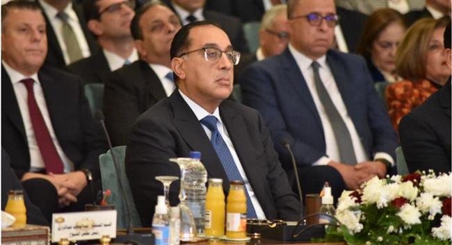 رئيس الوزراء: الدولة حريصة على مواجهة الفساد واستئصال جذوره