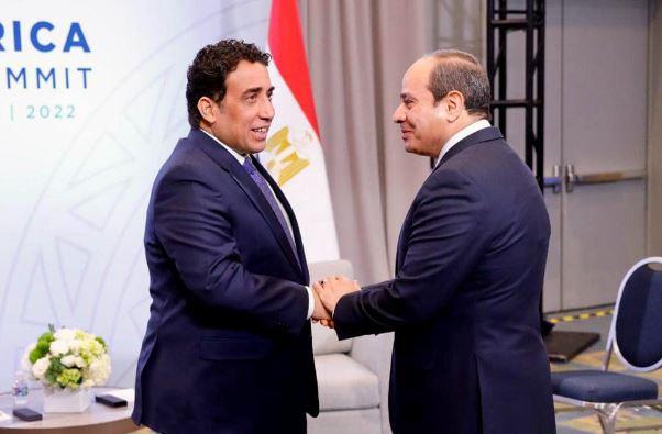 السيسي يشدد على موقف مصر الثابت من دعم جهود المجلس الرئاسي الليبي برئاسة المنفي