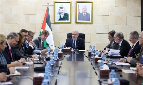 رئيس وزراء فلسطين يدعو أوروبا للتصدى للحكومة الإسرائيلية المتطرفة