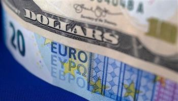   اليورو يكتسح الدولار والعملات الأجنبية خلال التعاملات اليوم بعد قرار البنك الاوروبي برفع أسعار الفائدة