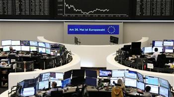   إنهيار الأسهم الأوربية خلال التعاملات اليوم بعد قرار البنك الأوروبي برفع أسعار الفائدة 