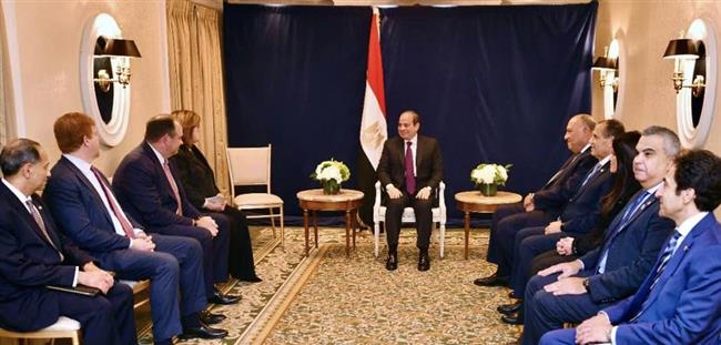 الرئيس السيسي يشارك في مأدبة العشاء التي أقامتها غرفة التجارة الأمريكية 