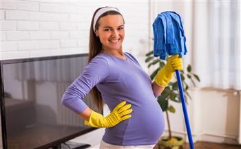   أمور يجب تجنبها في أعمال المنزل خلال فترة الحمل