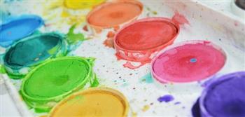  طريقة صنع ألوان الماء في المنزل للأطفال