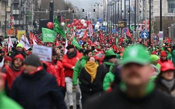   رغم البرد القارس.. احتجاج 15 ألف شخص فى بروكسل ضد الغلاء