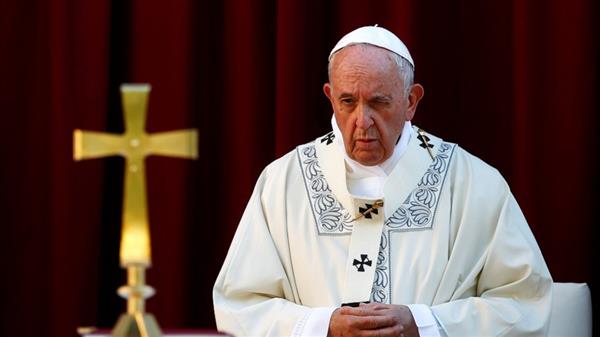 بابا الفاتيكان يؤكد ضرورة وضع حد للصراعات والحروب