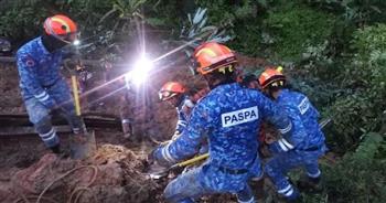   ارتفاع عدد ضحايا الانهيار الأرضي في ماليزيا إلى 21 قتيلاً