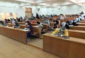 موعد امتحانات نهاية الفصل الدراسي الأول بالجامعات