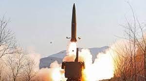   كوريا الشمالية تطلق صاروخا باليستيا باتجاه الساحل الشرقي