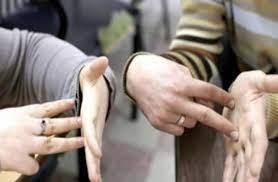 هل على الصم والبكم حفظ القرآن والصلاة والصوم؟ الإفتاء ترد