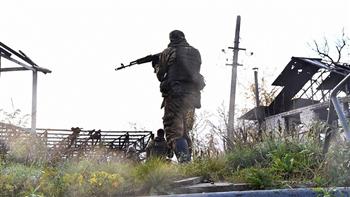   الدفاع الروسية تعلن سيطرة قواتها على قرية أخرى قرب دونيتسك