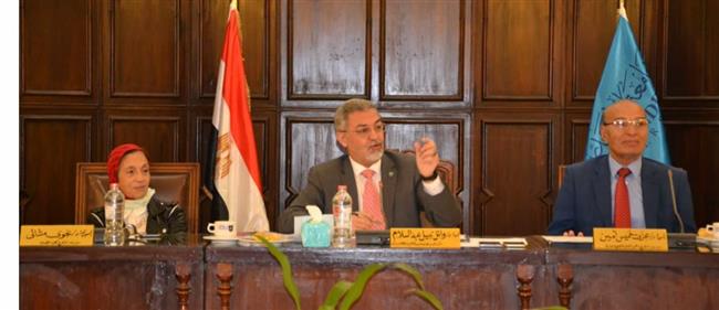 استعدادات جامعة الإسكندرية لعقد امتحانات الفصل الدراسي الأول 
