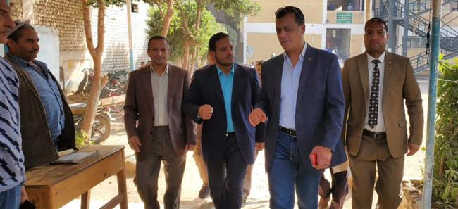 إحالة مدير مدرسة الإعدادية بنات بفرشوط في قنا للتحقيق 