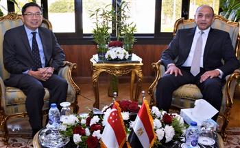   وزير الطيران: تعزيز التعاون والشراكة لجذب مزيد من الحركة الجوية والسياحية الوافدة إلى مصر 
