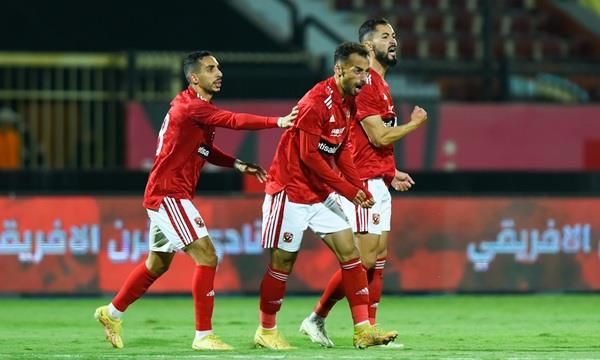 الانتصار الرابع على التوالي.. الأهلي يستعيد صدارة الدوري بفوزه على طلائع الجيش
