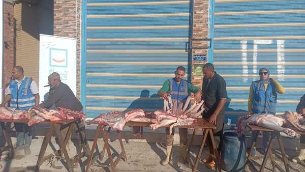 احتفالا بزيارة الرئيس السيسى.. «حياة كريمة» تقيم أكبر مائدة طعام بالدقهلية
