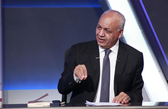 مصطفى بكري: وزير قطاع الأعمال السابق اختار خبراء لهم مصالح متعارضة مع الشركة القابضة للغزل والنسيج