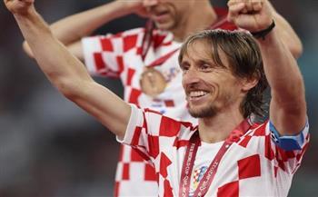 مودريتش ينصح ريال مدريد بضم ضحية ميسي