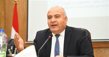محافظ قنا يعلن وقف بطاقات التموين وصرف السماد للمتعديين علي الأراضي الزراعية