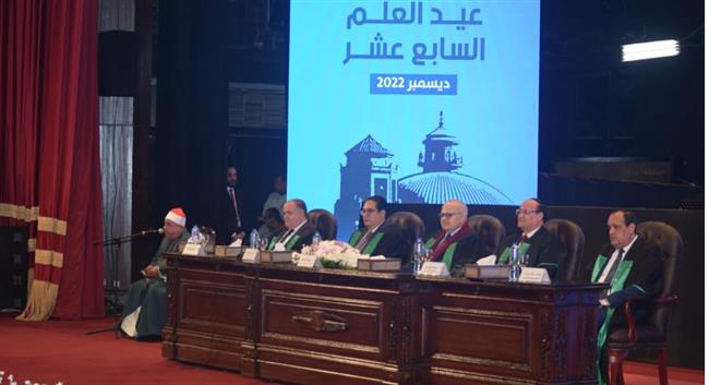 رئيس جامعة القاهرة: كليات جديدة تواكب متطلبات الثورة الصناعية الرابعة والخامسة