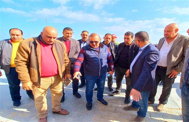 سكرتير عام محافظة البحيرة يتفقد تطوير الكورنيش بداية من ساحة مسجد ابو مندور وحتى مسجد الحق برشيد
