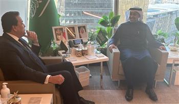   وزير الصحة يبحث مع نظيره السعودي التعاون لتحقيق الأمن الدوائي للشعوب العربية