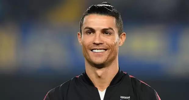 كريستيانو رونالدو  يصل إلى العاصمة السعودية من أجل التفاوض على الإنضمام لنادي النصر