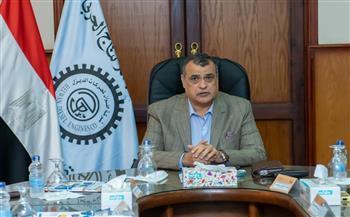 وزير الإنتاج الحربي يؤكد الاهتمام بتعزيز التعاون مع الشركات الصينية