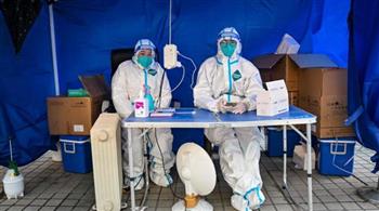   بلومبرج: توقعات بملايين الإصابات و5 آلاف وفاة يوميًا فى الصين بفيروس كورونا