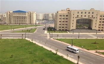 رئيس جامعة كفرالشيخ يؤكد أهمية تنظيم المعارض لتأهيل كوادر طلابية قادرة على المنافسة محليا ودوليا