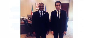   سفير مصر يلتقى رئيس منتدى الدول المصدرة للغاز في مالابو 