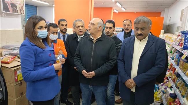 نائب محافظ البحيرة تتفقد عددًا من منافذ السلع الغذائية والأسواق والمحال التجارية بايتاي البارود