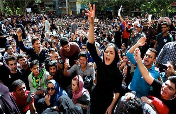 إيران: المحكمة العليا تؤيد حكم إعدام آخر ضد المتظاهرين
