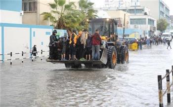   مياه الأمطار تغمر غزة