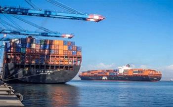   ميناء دمياط يستقبل لأول مرة سفن الخط الملاحي السنغافوري "سيي لييد" 