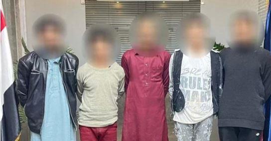 كشف ملابس العثور على جثة في حقيبة سيارة بالتجمع الأول