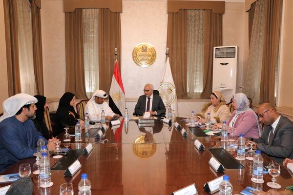 حجازى يلتقى بوفد الأمانة العامة لجائزة خليفة التربوية للتعريف برسالتها وأهدافها في دورتها الـ16