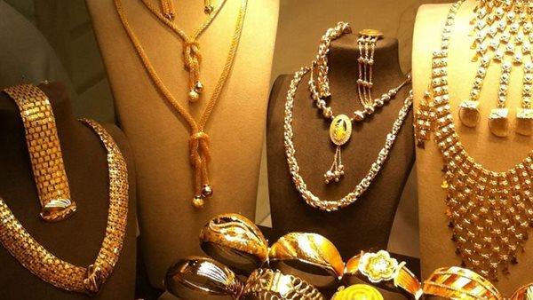 انخفاض أسعار الذهب وعيار 21 يسجل 1530 جنيهاً 
