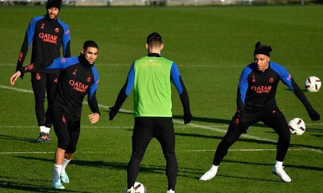 مبابي يعارض خطط مدرب باريس بعد كأس العالم