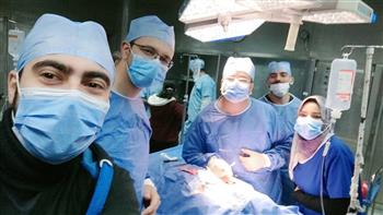   جراحة نادرة بمستشفى جامعة طنطا لمريضة تعانى من تشنجات عصبية 