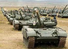   الحرب تشتعل.. روسيا تنشر مزيدا من الدبابات والمدرعات