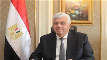 وزير التعليم العالي يدعو كافة الجامعات للاهتمام بالرياضة والإبداع والفنون