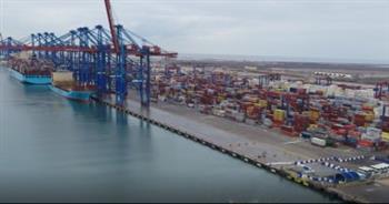   تحميل 43 ألف طن من خام الكلنكر لإفريقيا عبر ميناء شرق بورسعيد