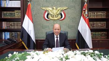   رئيس "الرئاسي اليمني" يدعو لدعم المقاومة الشعبية في مناطق المليشيات الحوثية