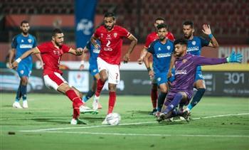الشوط الأول رأسية بيكهام  تتقدم لسيراميكا على الاهلي بهدف نظيف