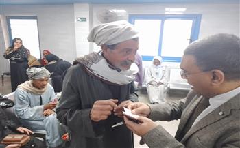   قوافل جامعة سوهاج الطبية المجانية تنطلق لقرية أم دومة وتعالج ٥١٣ مواطن