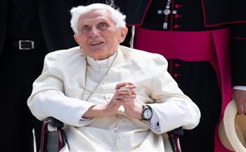   الفاتيكان: الحالة الصحية للبابا السابق بنديكت لا تزال خطيرة