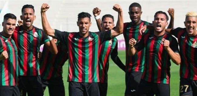الجيش الملكي يتصدر الدوري المغربي بفوزه على الوداد بثلاثية نظيفة