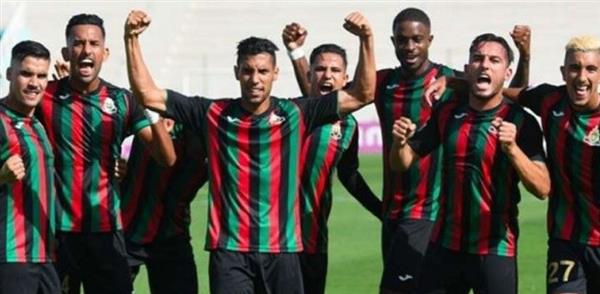 الجيش الملكي يتصدر الدوري المغربي بفوزه على الوداد بثلاثية نظيفة